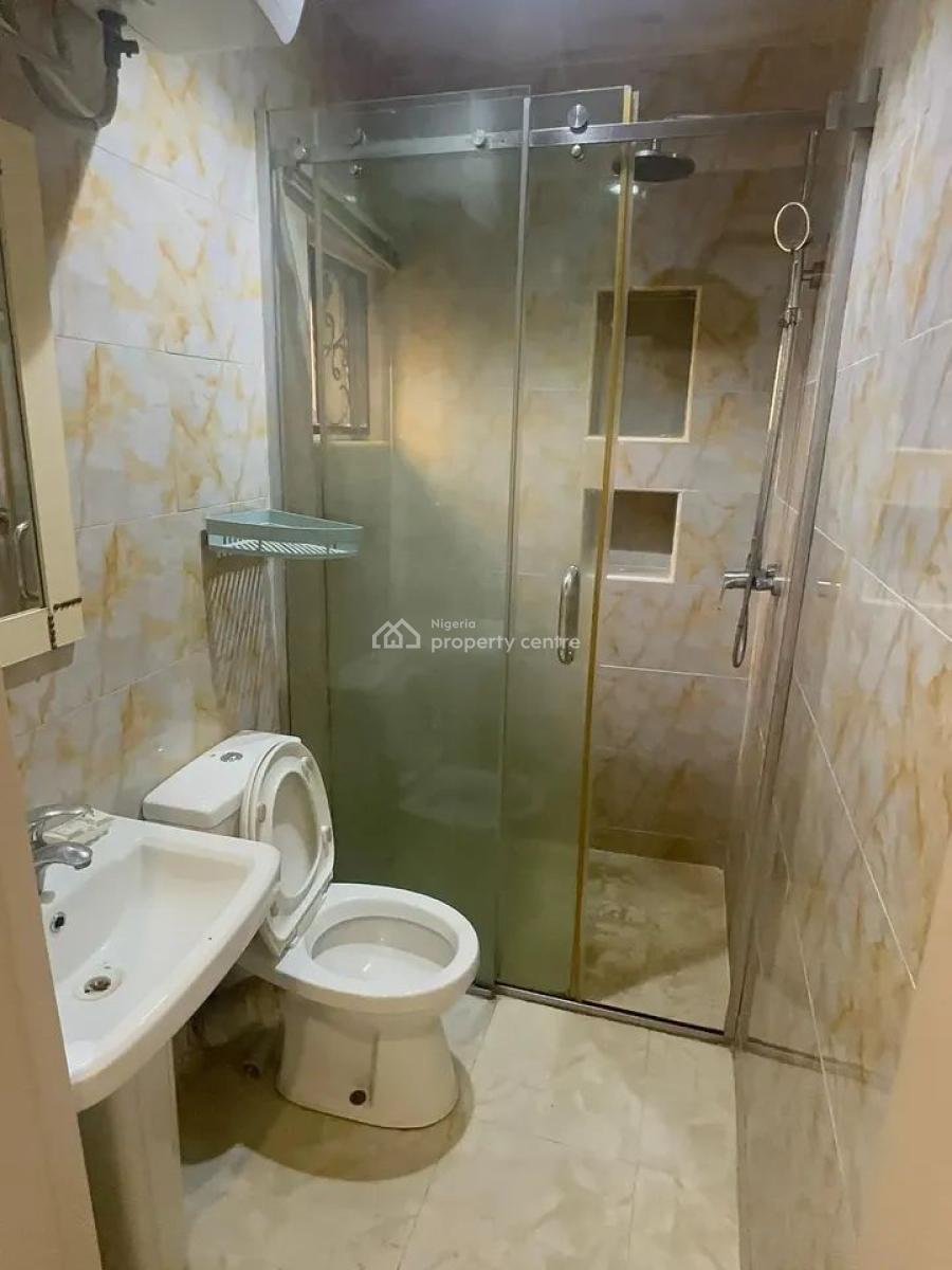 Spacious Two Bedroom Flat, Asokoro District, Abuja, Flat / Apartment for Rent