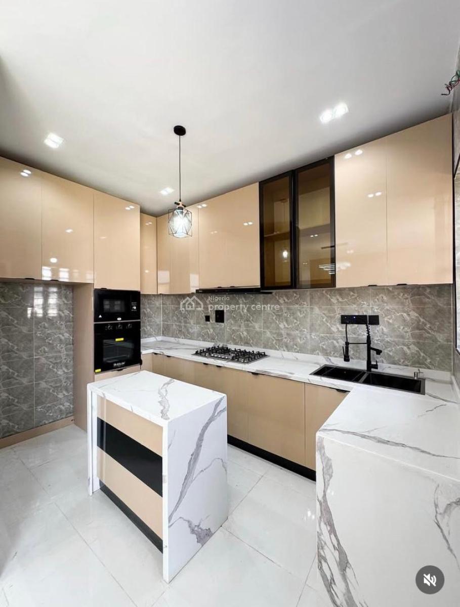 2 Bedroom Apartment, Ologolo, Lekki, Lagos, Flat / Apartment for Rent