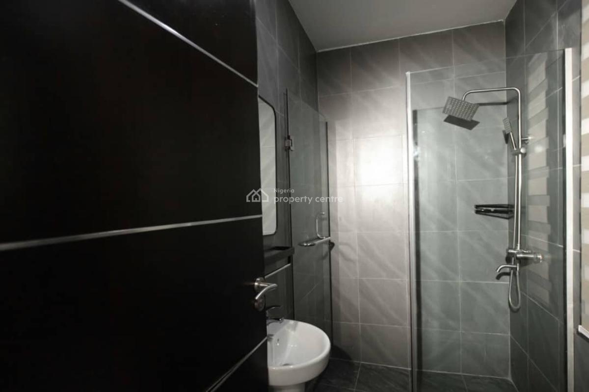 Nicely Furnished 2 Bedroom Apartment, Lekki Phase 1, Lekki, Lagos, Flat / Apartment Short Let