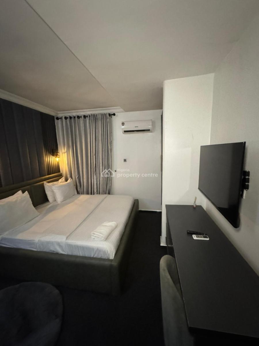 Nicely Furnished 1 Bedroom Apartment, Wuse 2, Abuja, Flat / Apartment Short Let