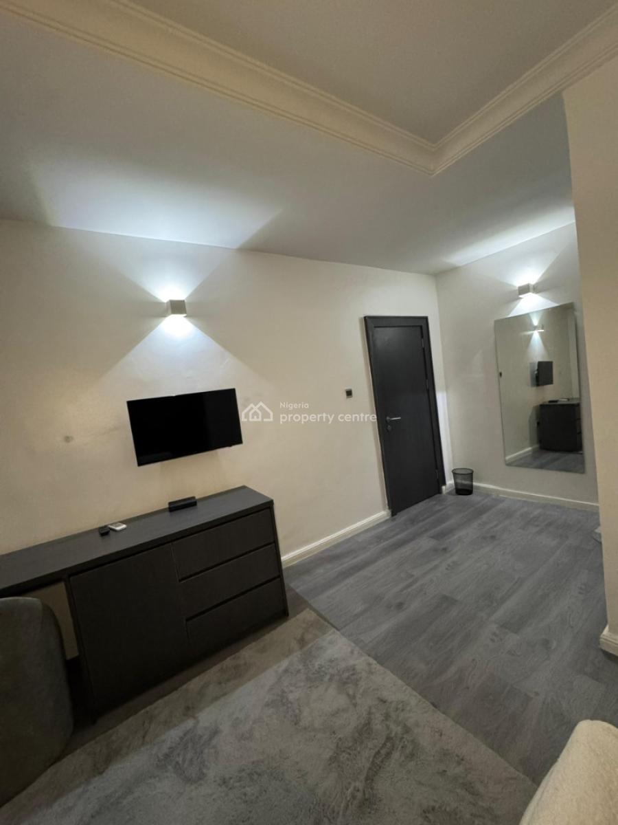 Nicely Furnished 1 Bedroom Apartment, Wuse 2, Abuja, Flat / Apartment Short Let