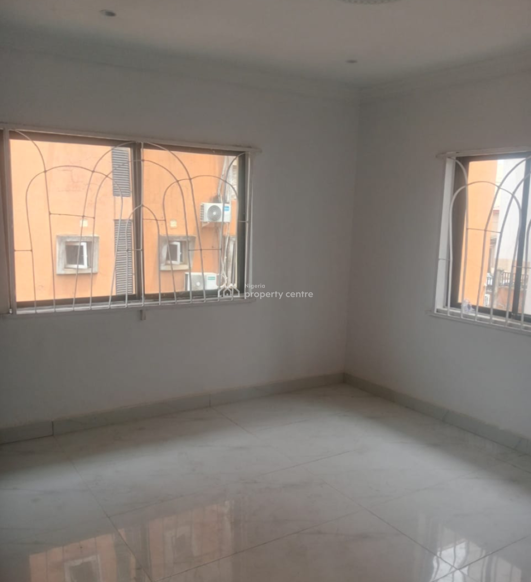Executive 3 Bedroom Apartment, Gra Phase 1, Magodo, Lagos, Flat / Apartment for Rent