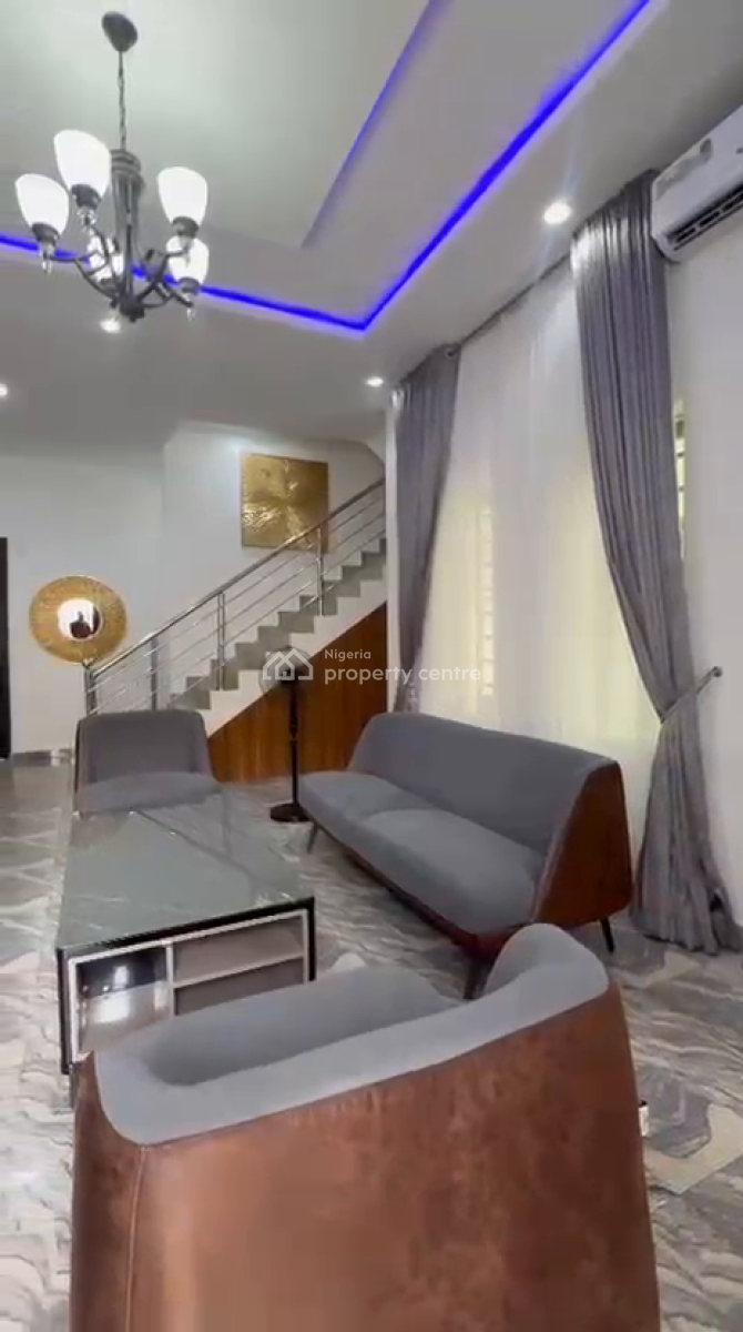 Nicely Furnished 3 Bedroom Apartment, Magodo, Lagos, Flat / Apartment Short Let