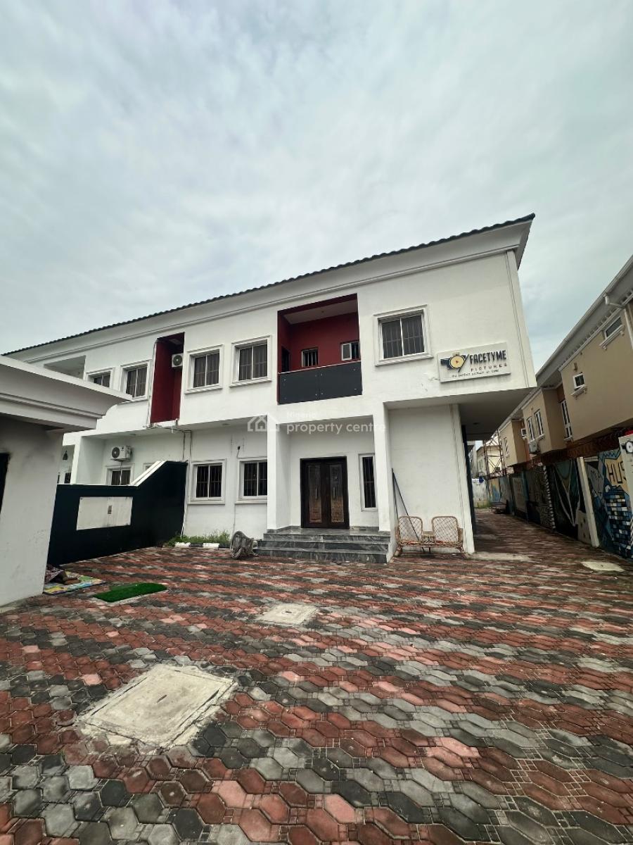 Five Bedroom Semi Detached Duplex with Two Room Bq, Off Admiralty, Lekki Phase 1, Lekki, Lagos, Semi-detached Duplex for Rent