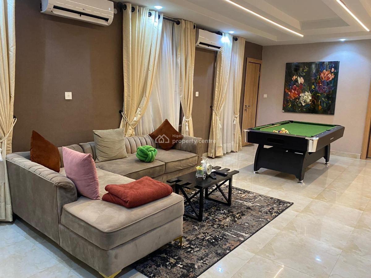 Nicely Furnished 2 Bedroom Apartment, Lekki Phase 1, Lekki, Lagos, Flat / Apartment Short Let