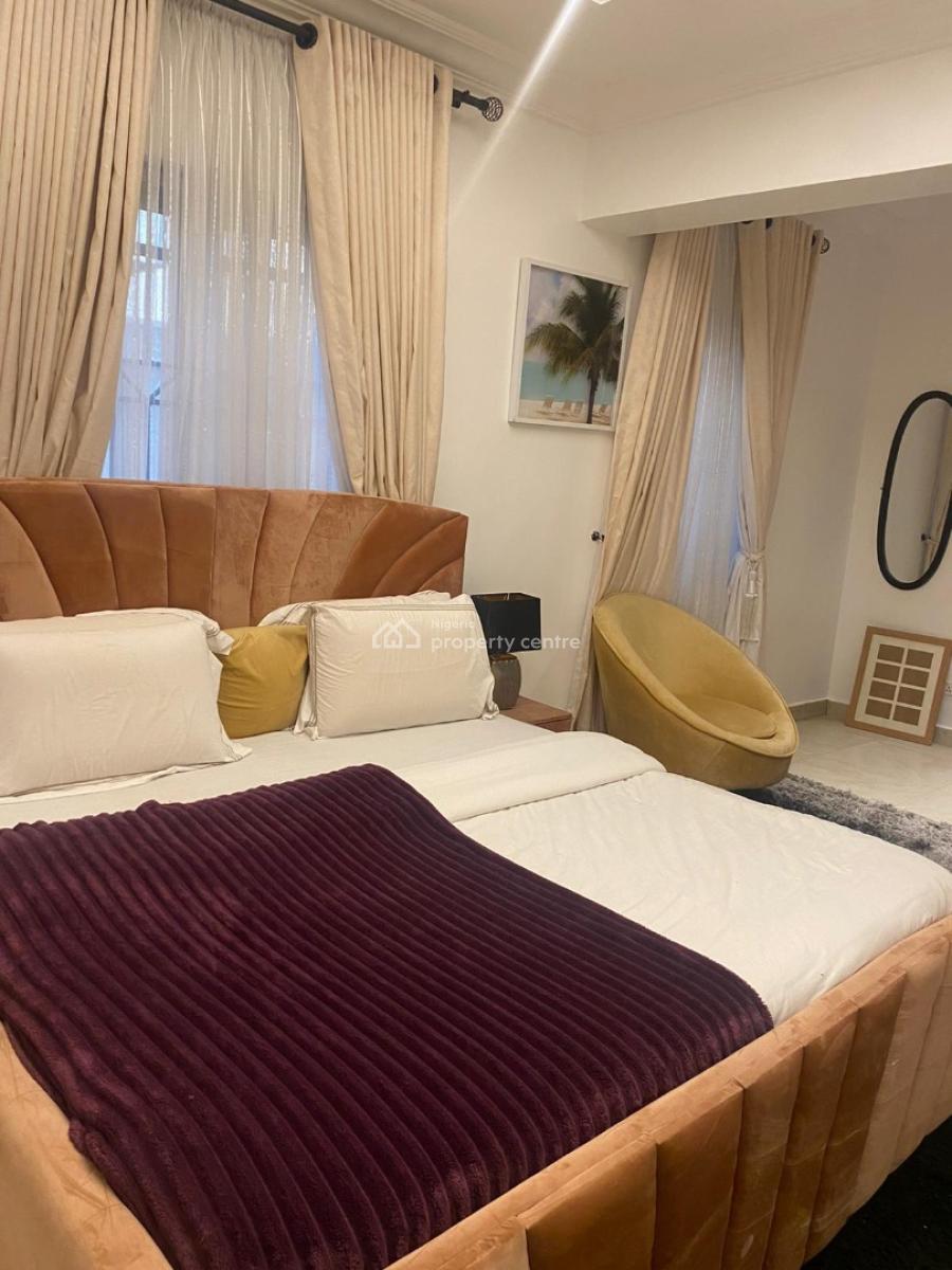 Nicely Furnished 2 Bedroom Apartment, Lekki Phase 1, Lekki, Lagos, Flat / Apartment Short Let