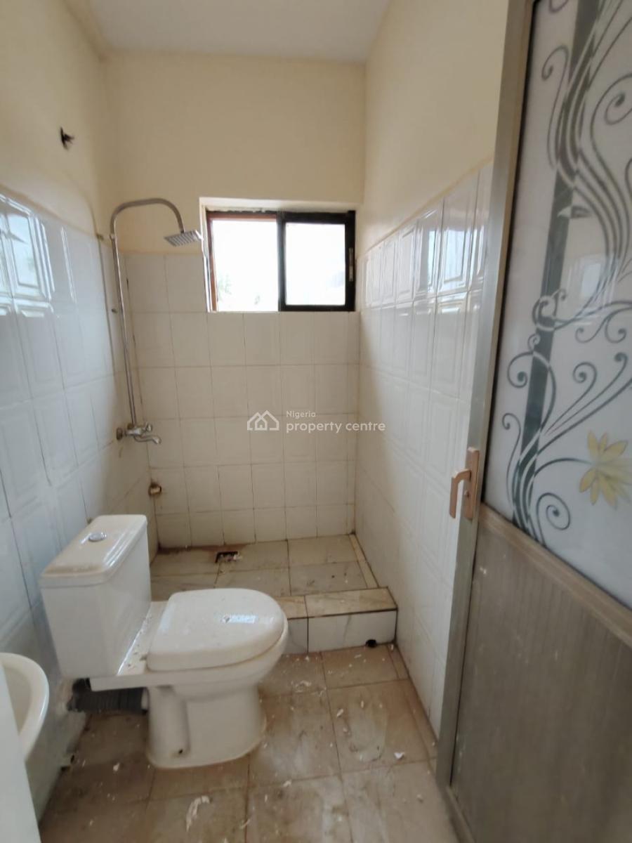 2 Bedrooms Flat, G.c. Oranika Road, Mabushi, Abuja, Flat / Apartment for Rent