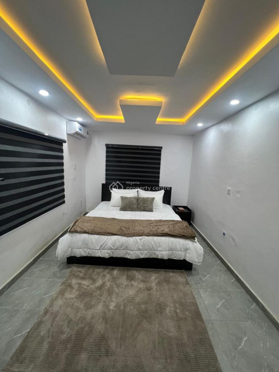 Nicely Furnished 2 Bedroom Apartment, Surulere, Lagos, Flat / Apartment Short Let