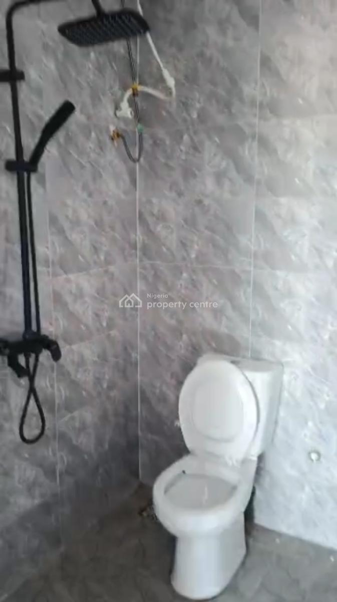 Well Maintained Mini Flat, Lakowe, Awoyaya, Ibeju Lekki, Lagos, Mini Flat (room and Parlour) for Rent