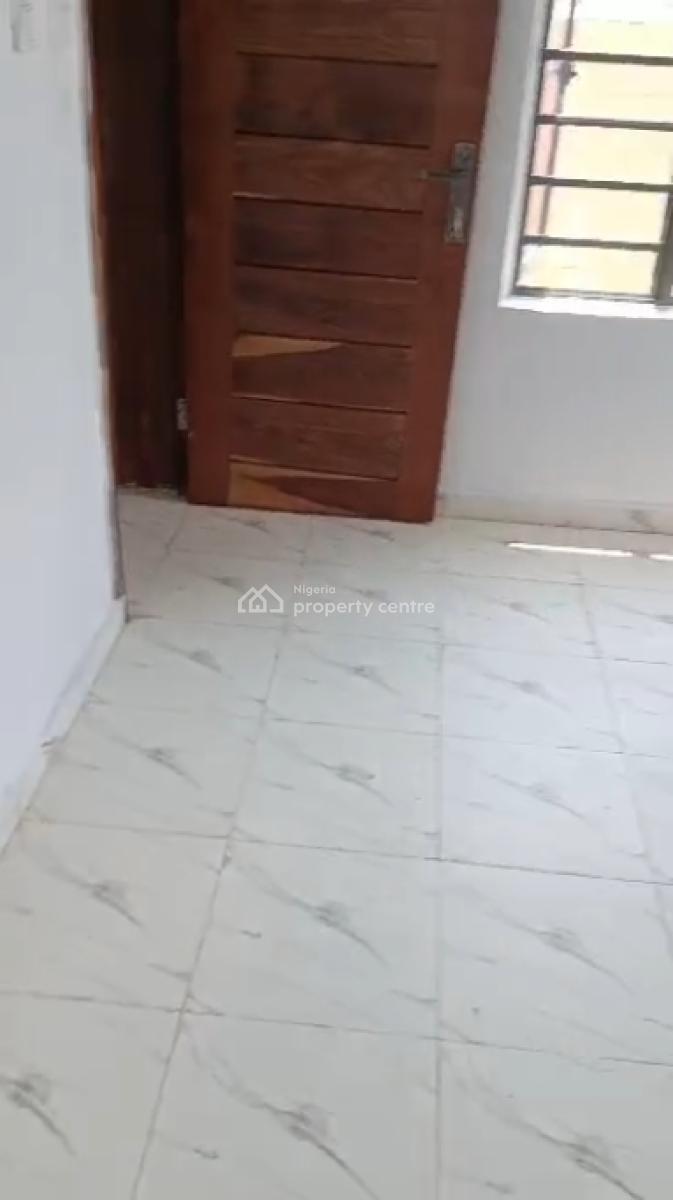 Well Maintained Mini Flat, Lakowe, Awoyaya, Ibeju Lekki, Lagos, Mini Flat (room and Parlour) for Rent