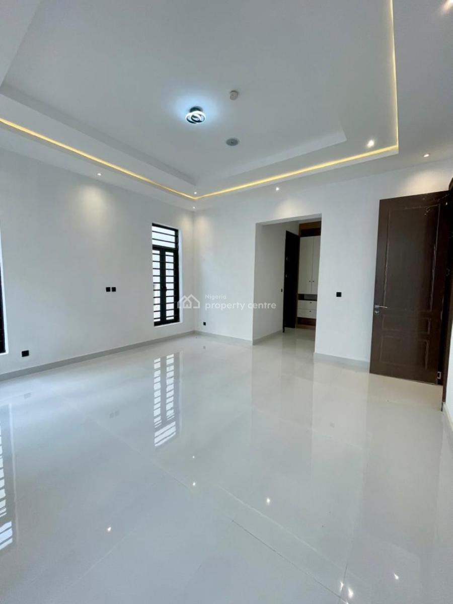 5 Bedroom Fully Detached House in Lekki, Ikota, Lekki, Lagos, Terraced Duplex for Sale