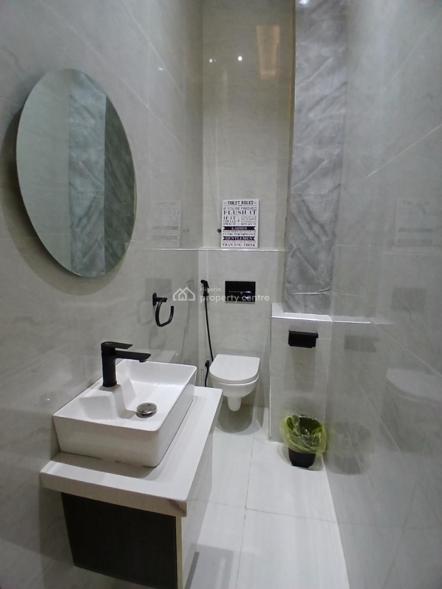 Tastefully Furnished and Fully Fitted and Serviced 2 Bedroom En-suite, Lekki Phase 1, Lekki, Lagos, Flat / Apartment for Rent