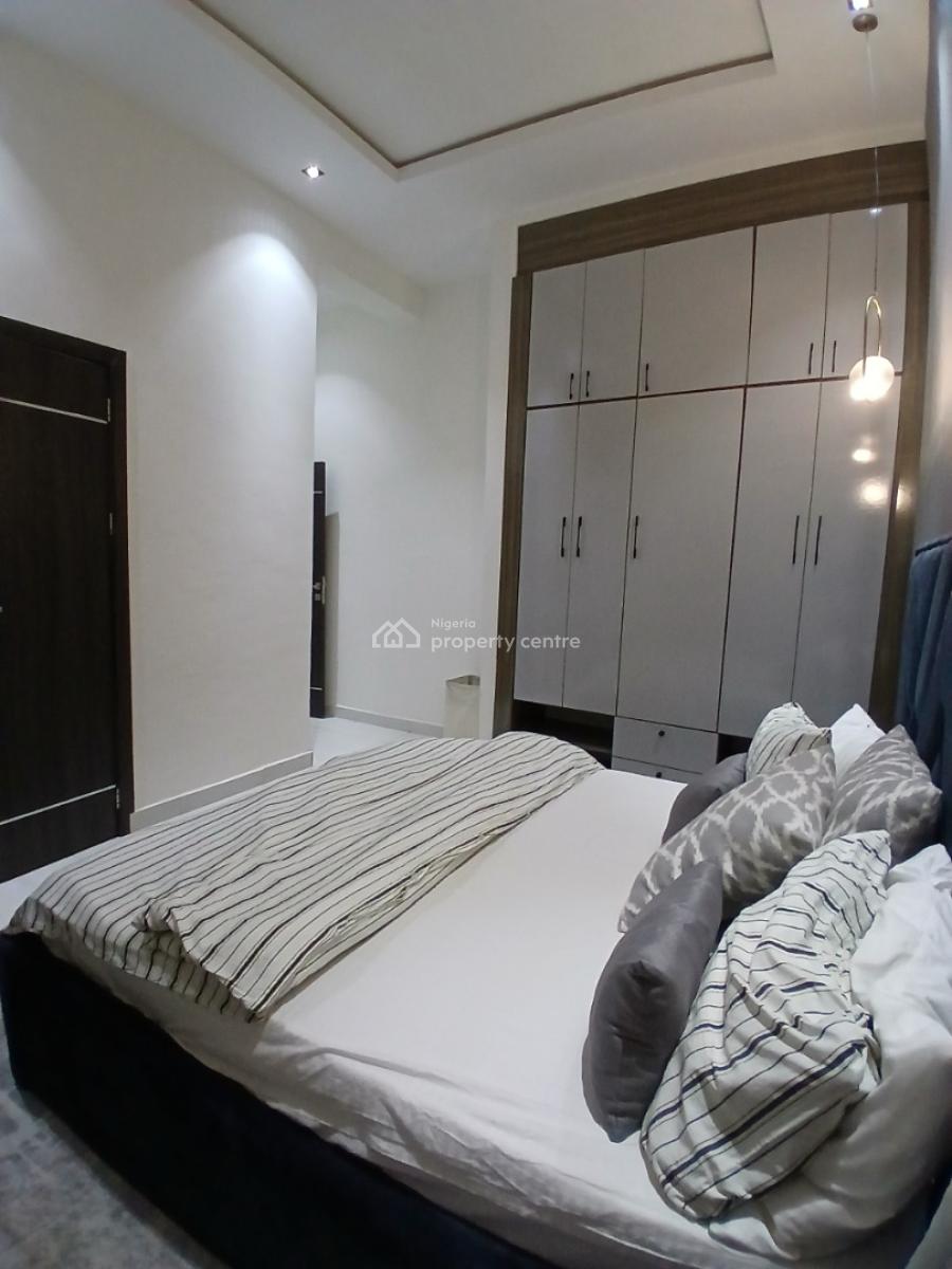 Tastefully Furnished and Fully Fitted and Serviced 2 Bedroom En-suite, Lekki Phase 1, Lekki, Lagos, Flat / Apartment for Rent