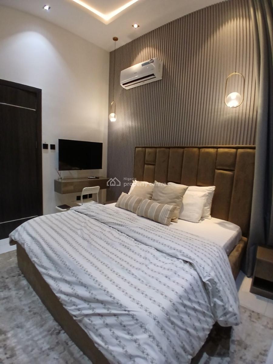 Tastefully Furnished and Fully Fitted and Serviced 2 Bedroom En-suite, Lekki Phase 1, Lekki, Lagos, Flat / Apartment for Rent