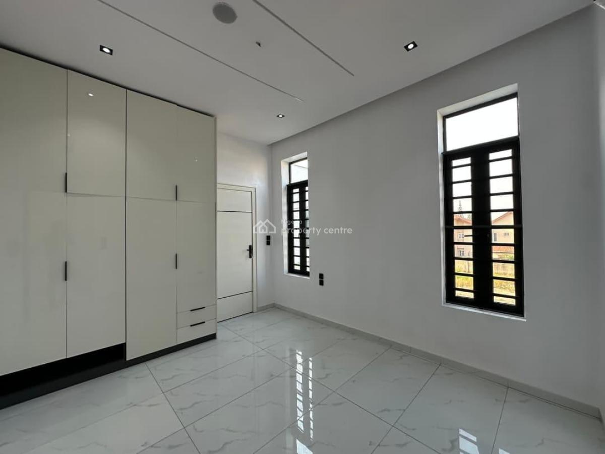 5 Bedroom Fully Detached House in Lekki, Vgc, Lekki, Lagos, Detached Duplex for Sale
