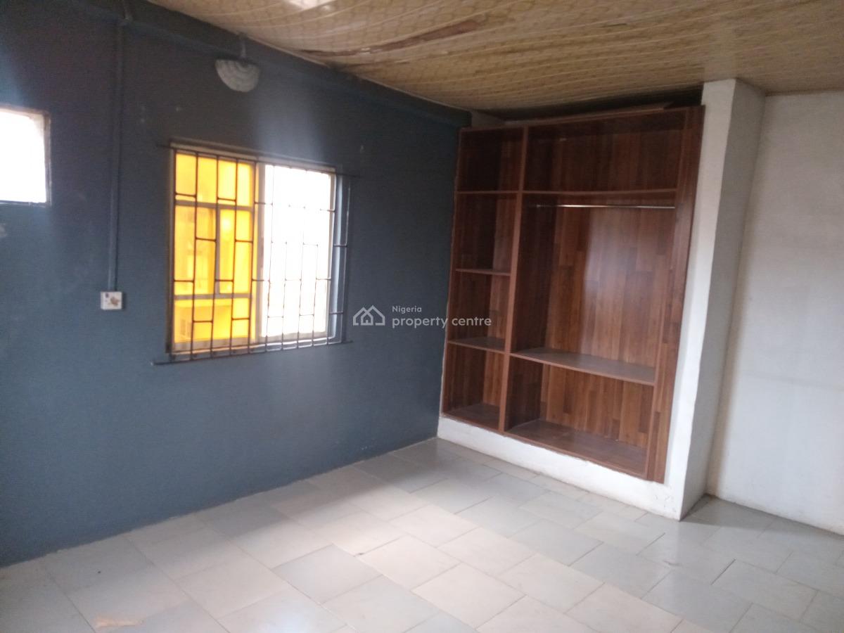 Washington Dc 3br Flat, Alagomeji, Alagomeji, Yaba, Lagos, Flat / Apartment for Rent