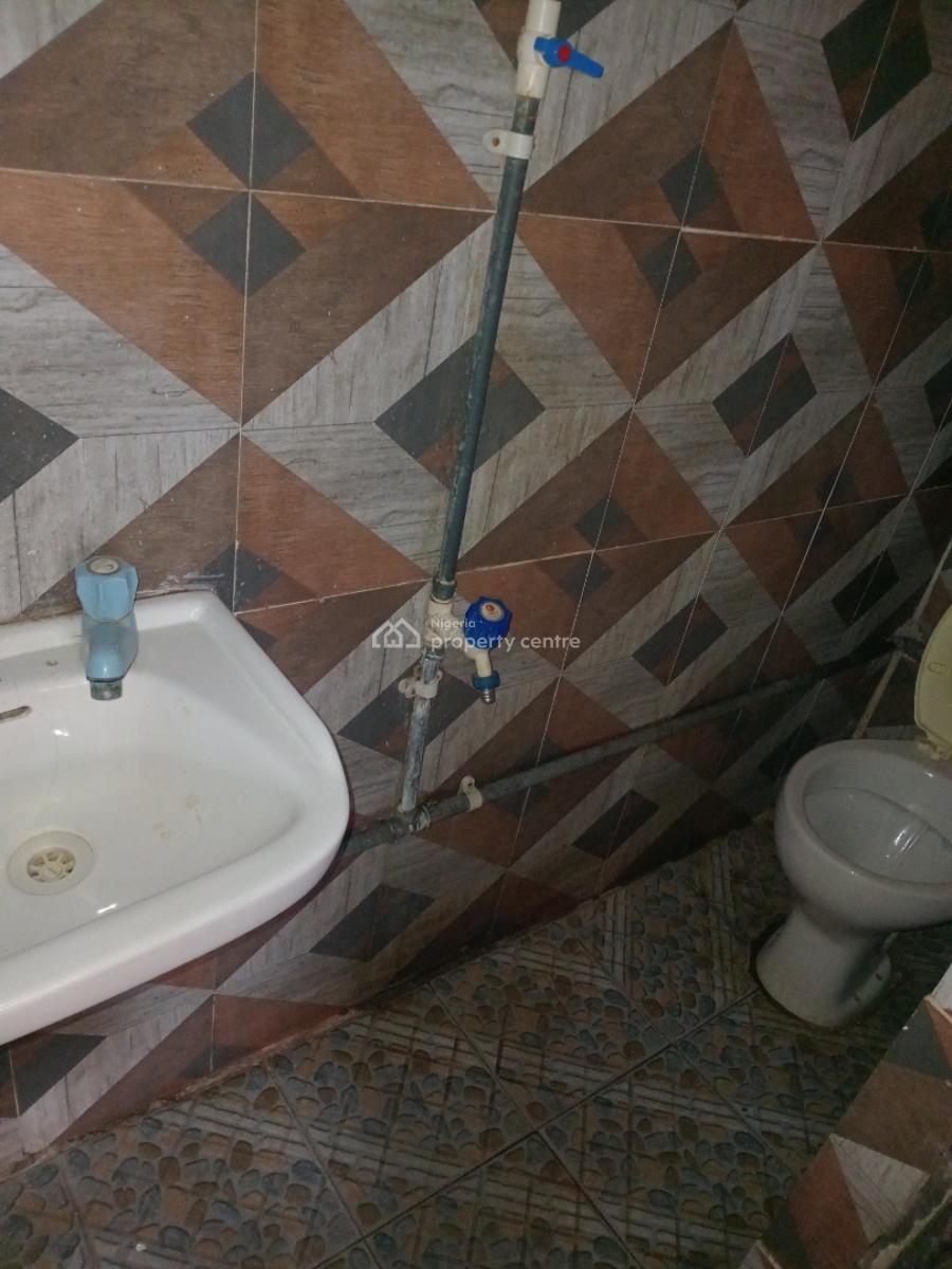 Washington Dc 3br Flat, Alagomeji, Alagomeji, Yaba, Lagos, Flat / Apartment for Rent