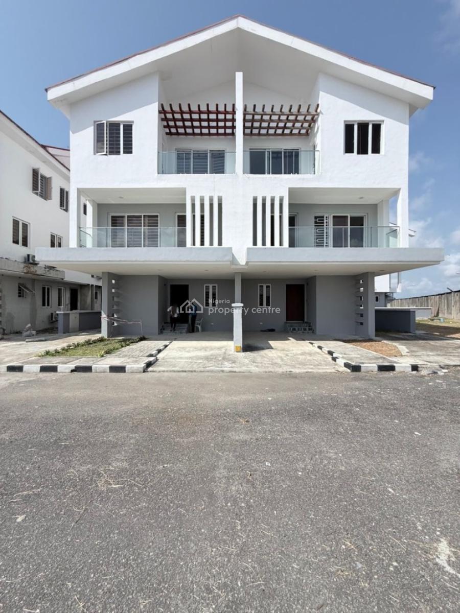 Spacious 4 Bedroom Available, Chevron, Lekki, Lagos, Lekki, Lagos, Semi-detached Duplex for Rent