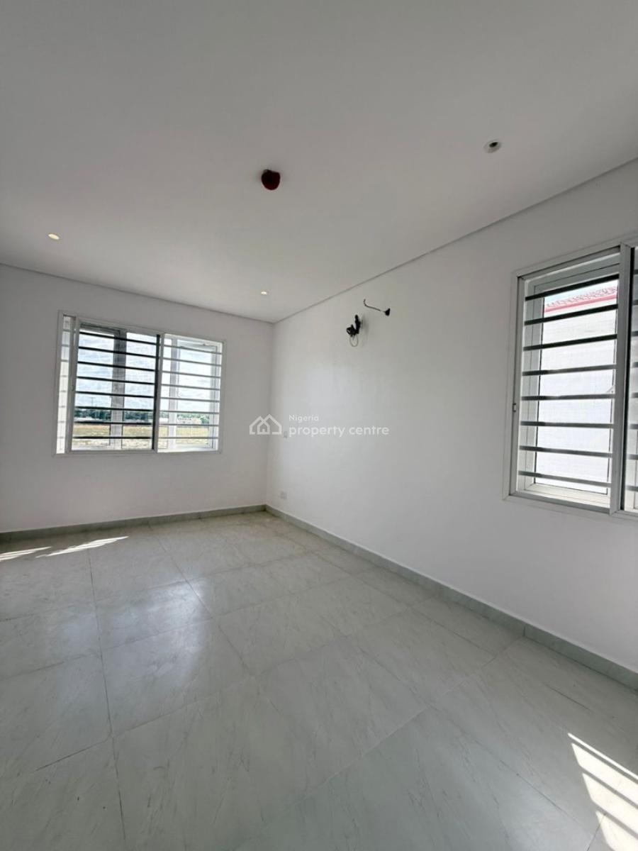 Spacious 4 Bedroom Available, Chevron, Lekki, Lagos, Lekki, Lagos, Semi-detached Duplex for Rent