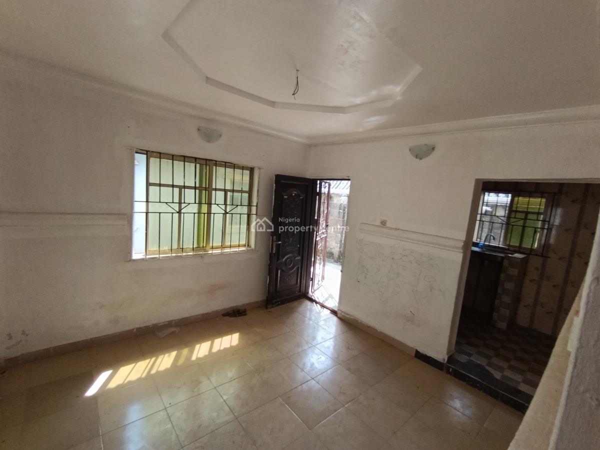 Clean Room and Parlor Self Contain All Tiles Floor Sitting Pop Ceiling, Itele Ogun State Close to Ayobo Lagos, Ado-odo/ota, Ogun, Mini Flat (room and Parlour) for Rent