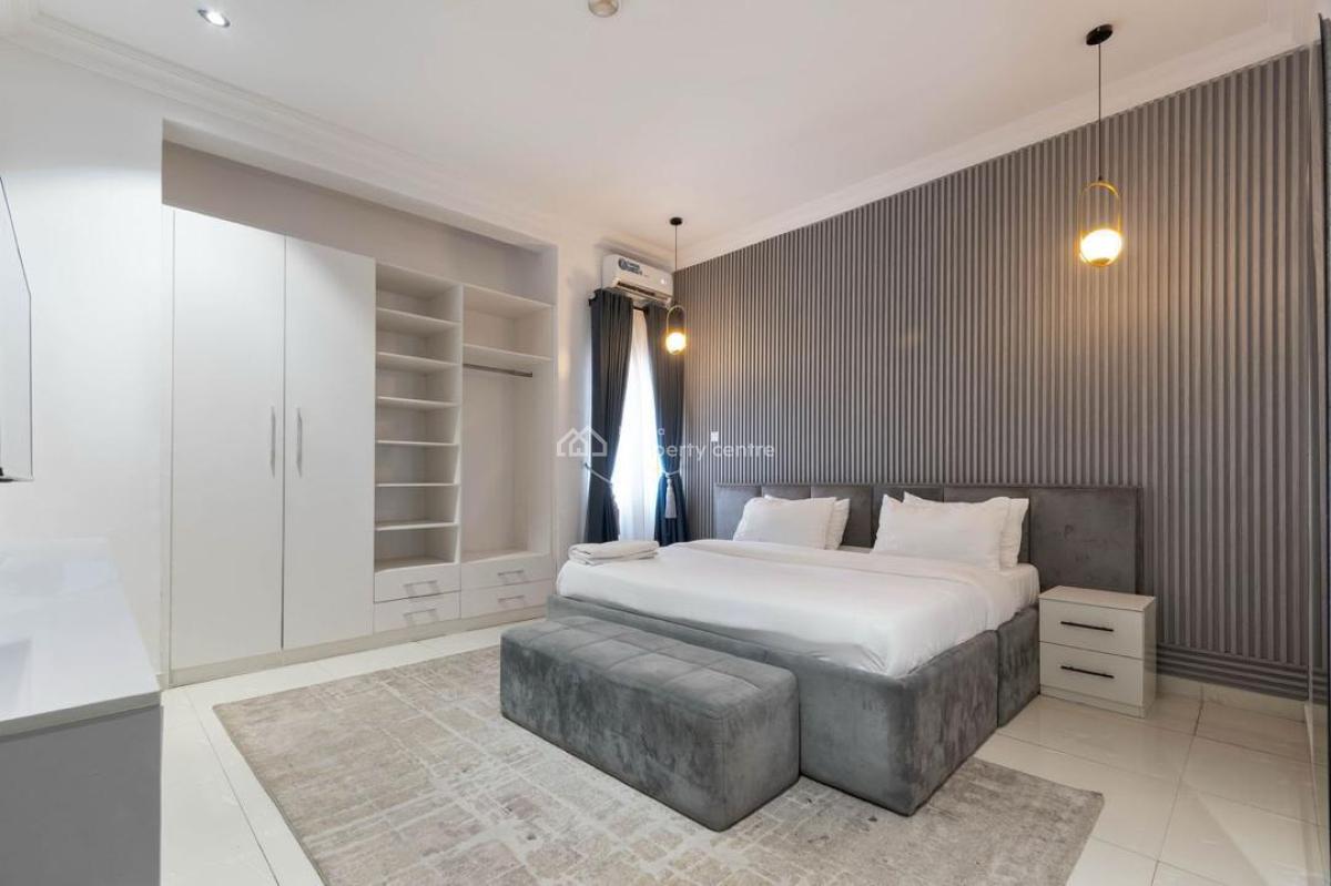 Luxury 3 Bedroom Apartment, Lekki Right, Maruwa., Lekki, Lagos, Flat / Apartment Short Let