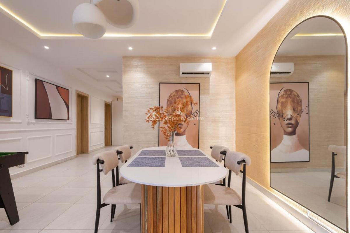 Luxury 3 Bedroom Apartment, Off Admiralty Way, Lekki Phase 1, Lekki, Lagos, Flat / Apartment Short Let