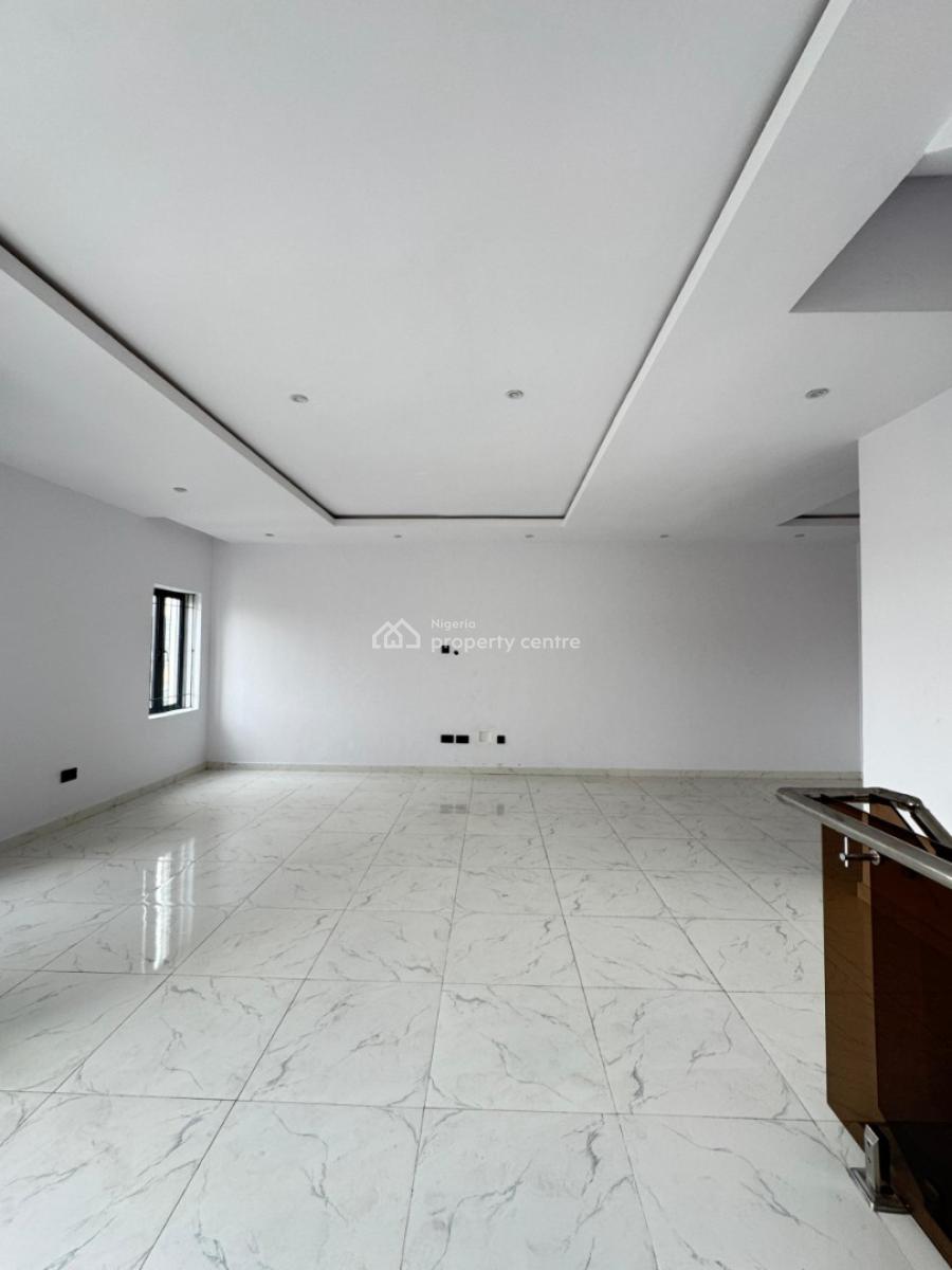 Stunning 4 Bedroom Terrace Duplex with Bq and Spacious Compound, Obanikoroo, Shomolu, Lagos, Terraced Duplex for Sale