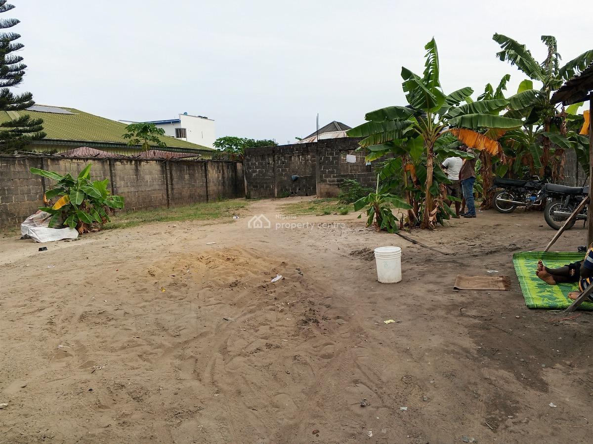 Fenced 680sqm Plus of Land with Uncompleted Building, Off The Express in Estate, Lakowe, Ibeju Lekki, Lagos, Mixed-use Land for Sale
