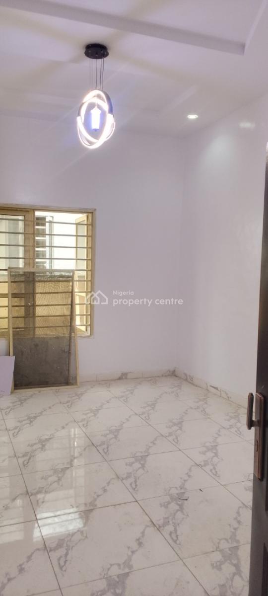 a Standard Room and Parlour, Chevron Drive, Bera Estate, Chevron, Lekki, Lagos, Mini Flat (room and Parlour) for Rent