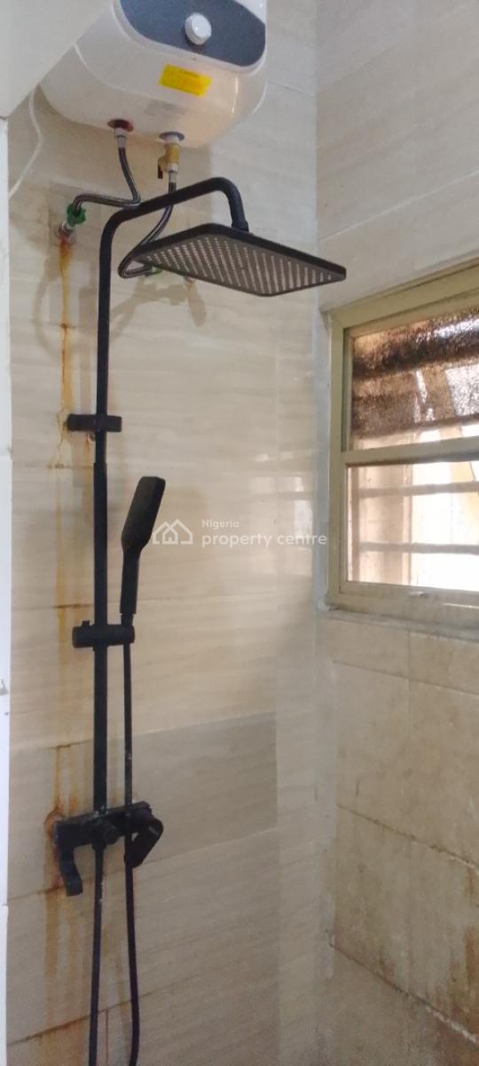 a Standard Room and Parlour, Chevron Drive, Bera Estate, Chevron, Lekki, Lagos, Mini Flat (room and Parlour) for Rent