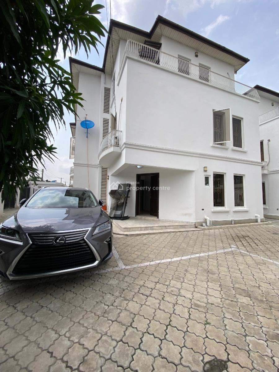 Well Crafted & Spacious Serviced 2bedroom Apartment in a Serene Neighb, Off Admiralty Way, Lekki Phase 1, Lekki, Lagos, Flat / Apartment for Rent