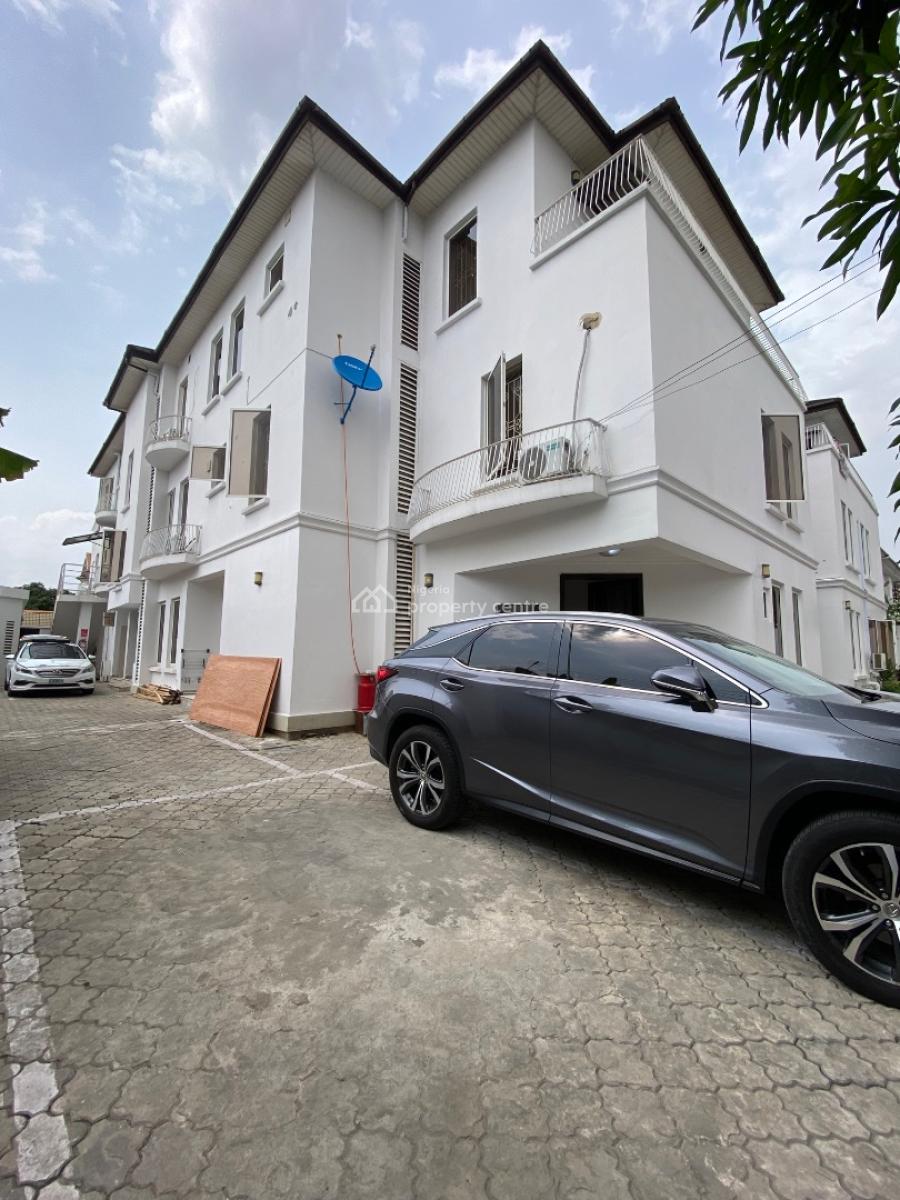 Well Crafted & Spacious Serviced 2bedroom Apartment in a Serene Neighb, Off Admiralty Way, Lekki Phase 1, Lekki, Lagos, Flat / Apartment for Rent