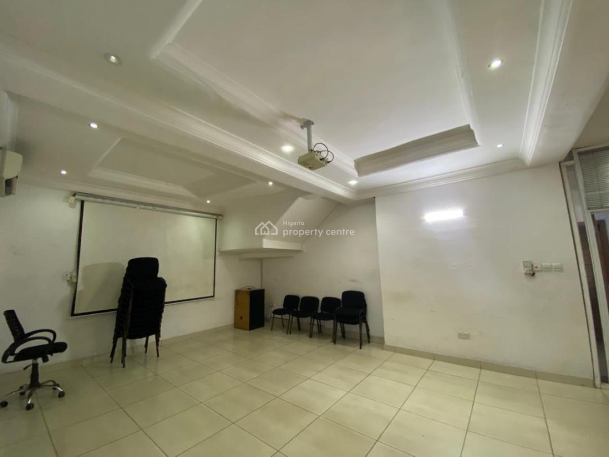 5 Bedroom Semi Detached Duplex with Bq, Lekki Phase 1, Lekki Phase 1, Lekki, Lagos, Semi-detached Duplex for Rent