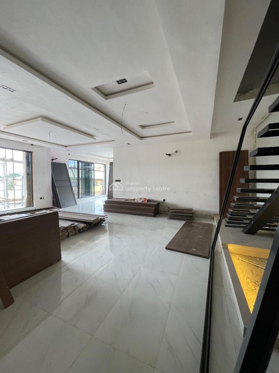 High-value 4 Bedroom Maisonette + Bq, Shonibare Estate, Onigbongbo, Maryland, Lagos, House for Sale