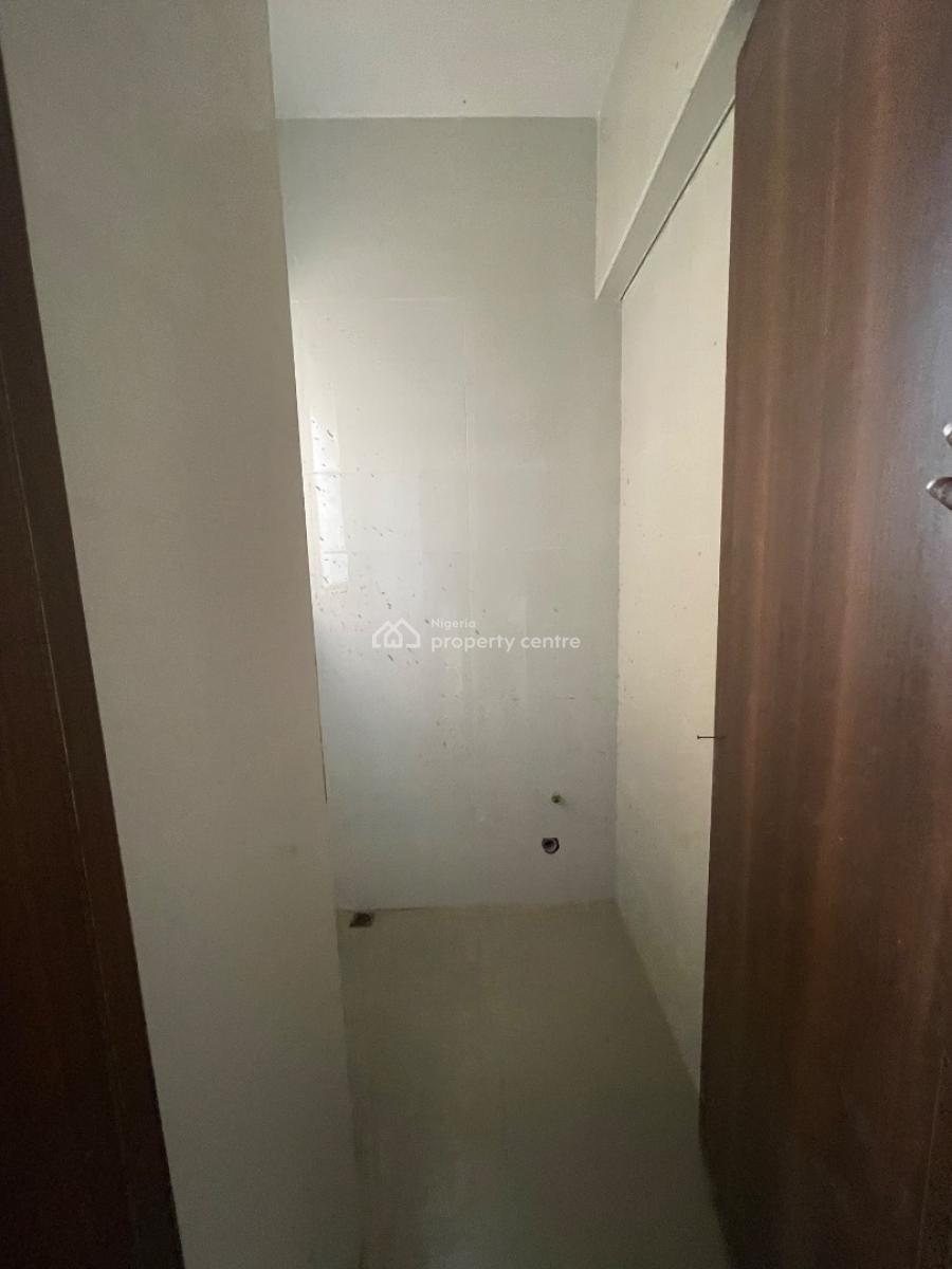 High-value 4 Bedroom Maisonette + Bq, Shonibare Estate, Onigbongbo, Maryland, Lagos, House for Sale