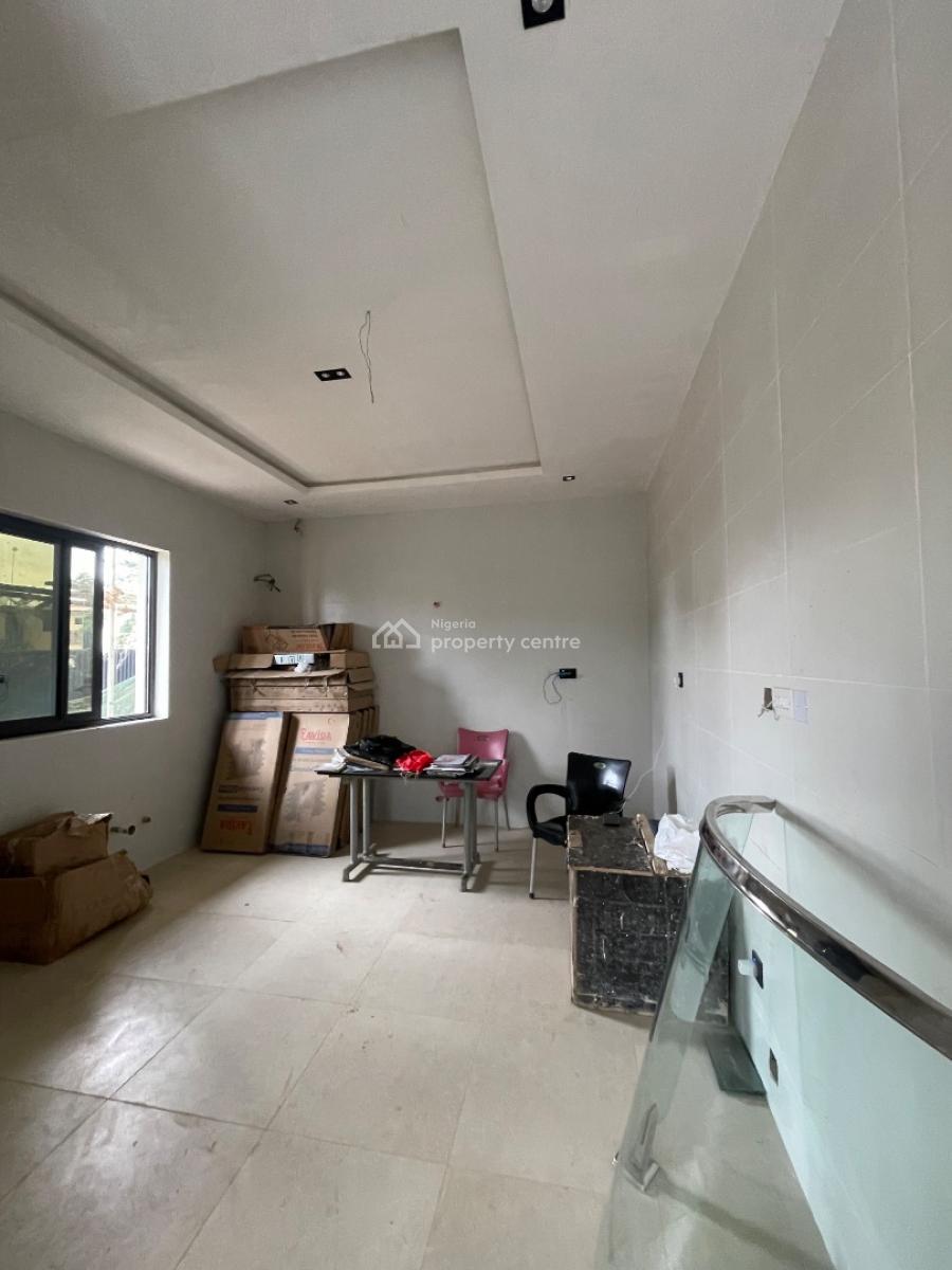 High-value 4 Bedroom Maisonette + Bq, Shonibare Estate, Onigbongbo, Maryland, Lagos, House for Sale