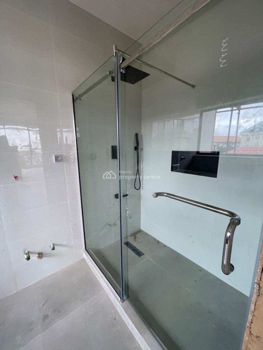 High-value 4 Bedroom Maisonette + Bq, Shonibare Estate, Onigbongbo, Maryland, Lagos, House for Sale