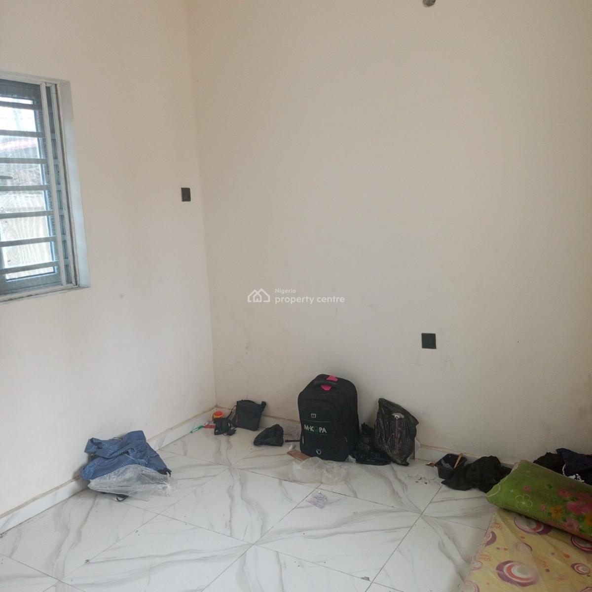 Standard and Sharp 3bedroom Apartment, Mobil Road Ilaje Ajah, Ilaje, Ajah, Lagos, Flat / Apartment for Rent