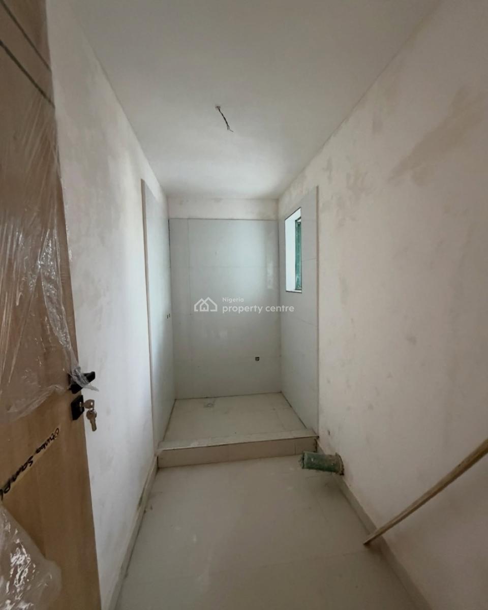 Lovely 2 Bedroom Apartment with Bq, Victoria Island, Victoria Island (vi), Lagos, Block of Flats for Sale