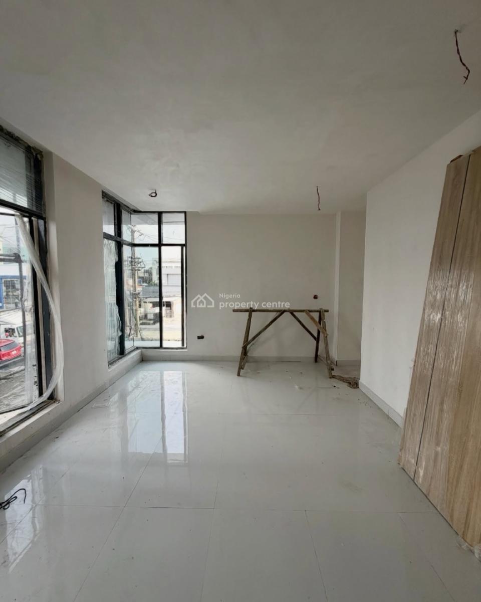 Lovely 2 Bedroom Apartment with Bq, Victoria Island, Victoria Island (vi), Lagos, Block of Flats for Sale