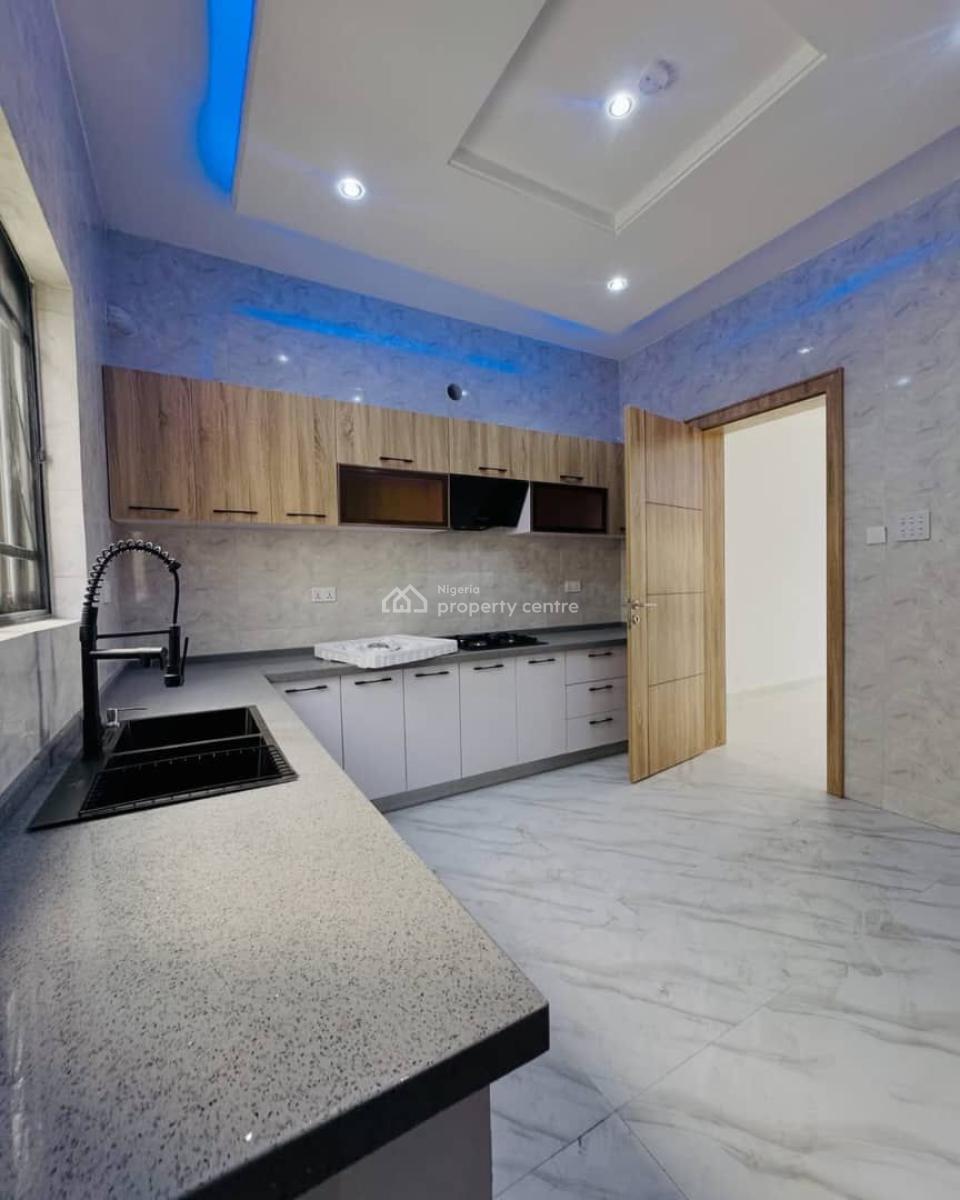 Amazingly Designed 3 Bedroom Apartment in Serene Environment, Adeniyi Jones, Ikeja, Lagos, Flat / Apartment for Sale