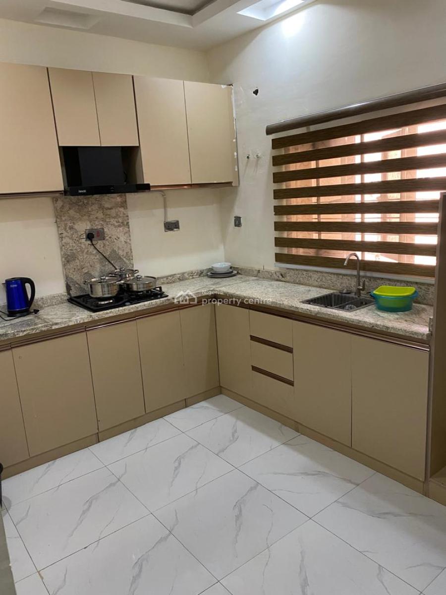 Furnished 2 Bedroom Modern Apartment, 301 Dipo Fisho Street, Durumi, Abuja, Flat / Apartment for Rent