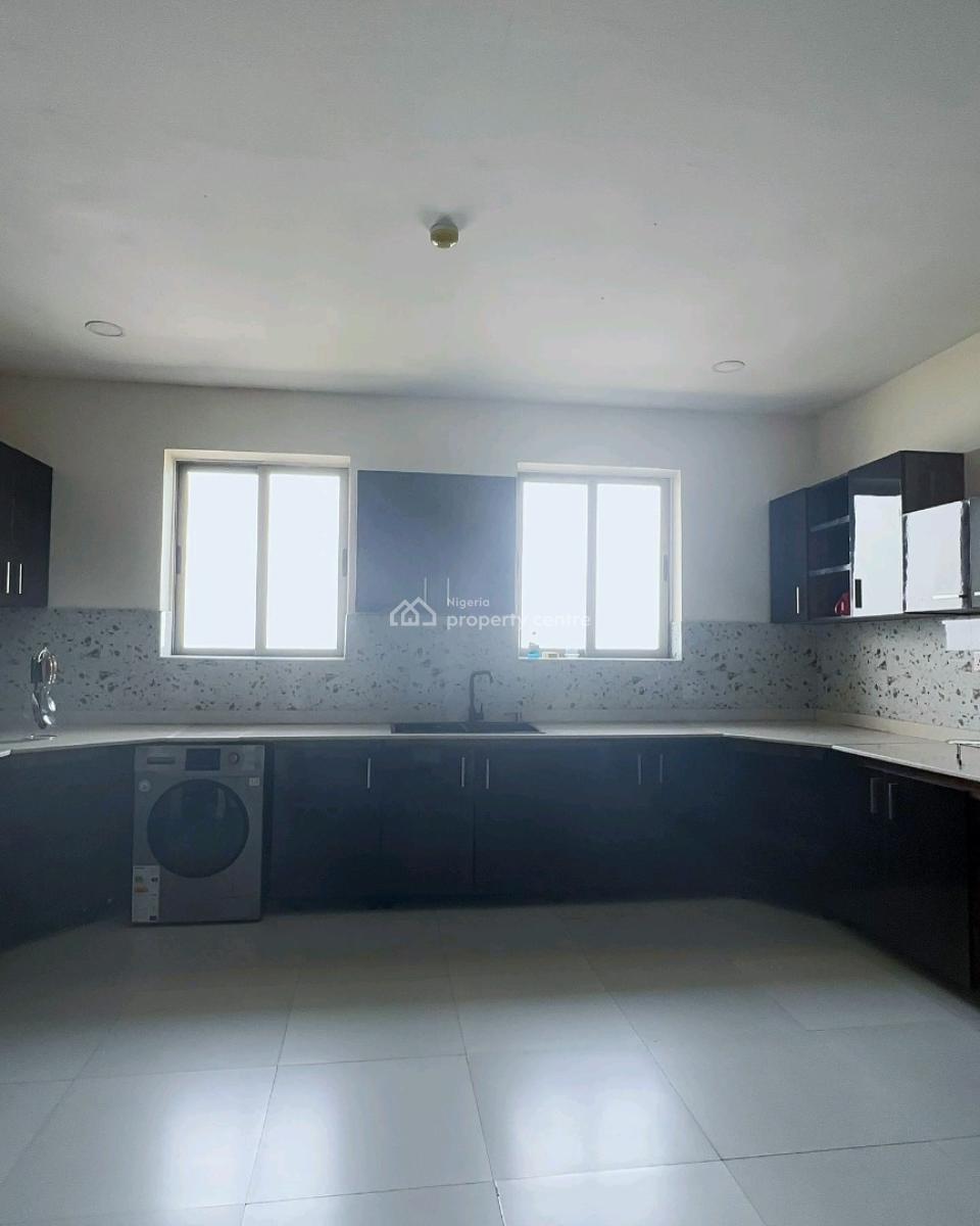 Fully Furnished 2 & 3 Bedroom Penthouse    Location: Banana, Banana Island, Ikoyi, Lagos, House for Rent