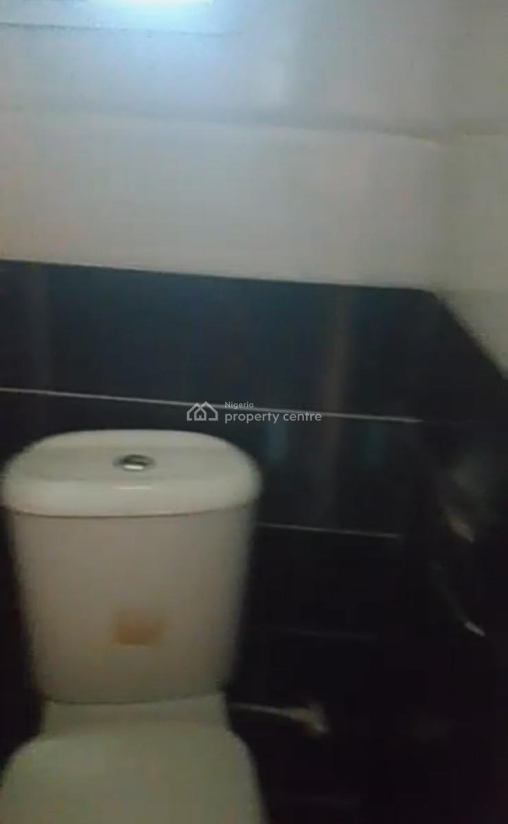 Large Spacious Room Selfcon Bq { Video}, Ikota Villa Estate, Ikota, Lekki, Lagos, Self Contain (single Rooms) for Rent