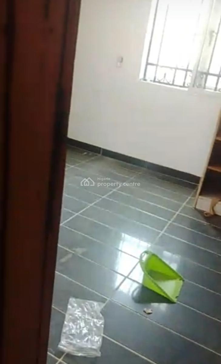 Large Spacious Room Selfcon Bq { Video}, Ikota Villa Estate, Ikota, Lekki, Lagos, Self Contain (single Rooms) for Rent