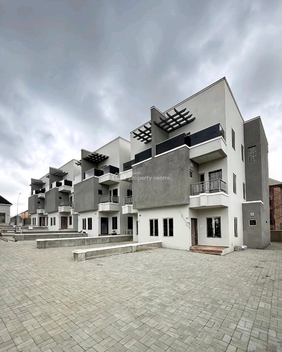 : 4-bedroom Terrace Duplex with Bq  Guzape, Abuja  ₦350 Million  Loc, Guzape District, Abuja, House for Sale