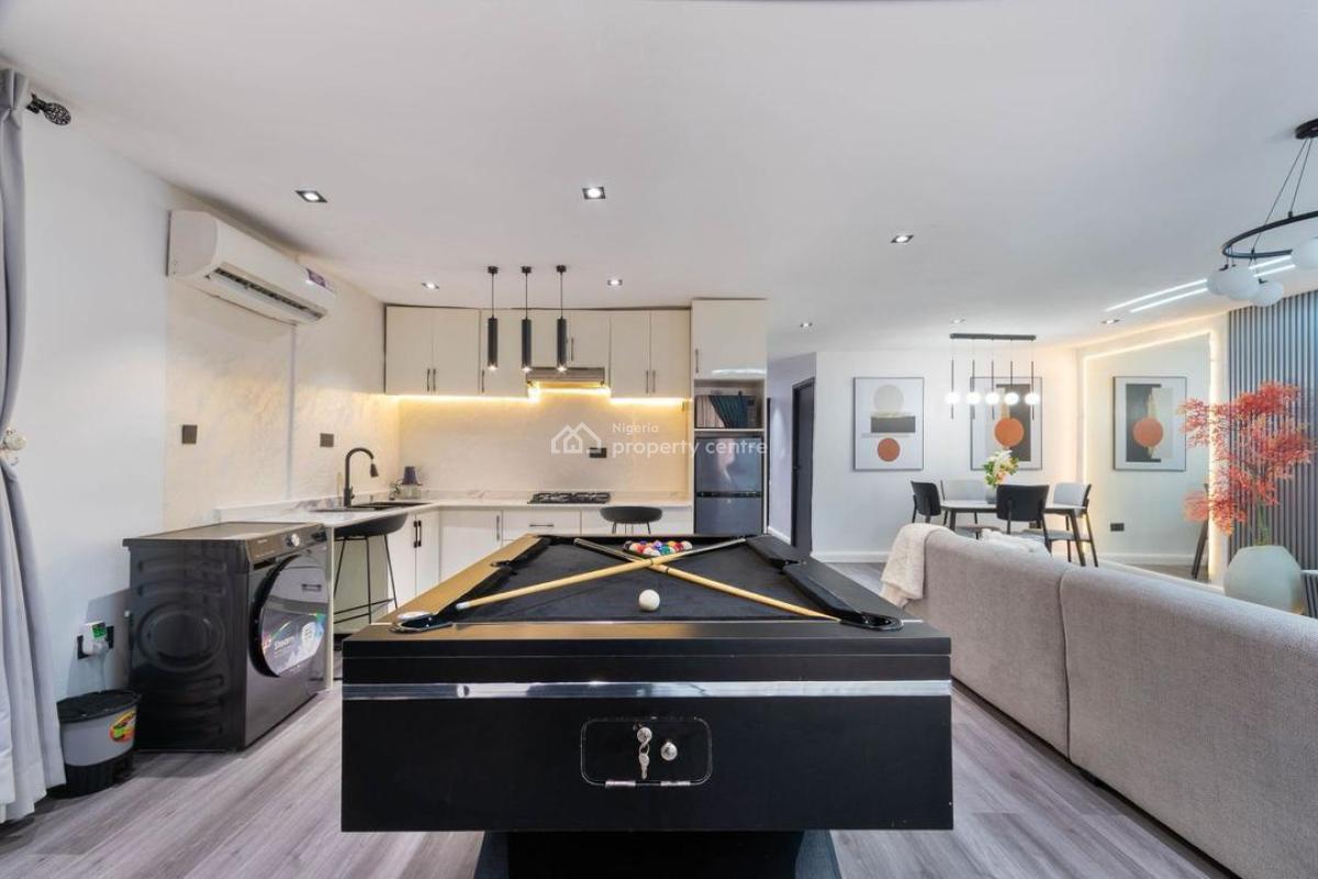 Luxury 2 Bedroom with Snooker Board, Lekki Phase 1, Lekki, Lagos, Flat / Apartment Short Let
