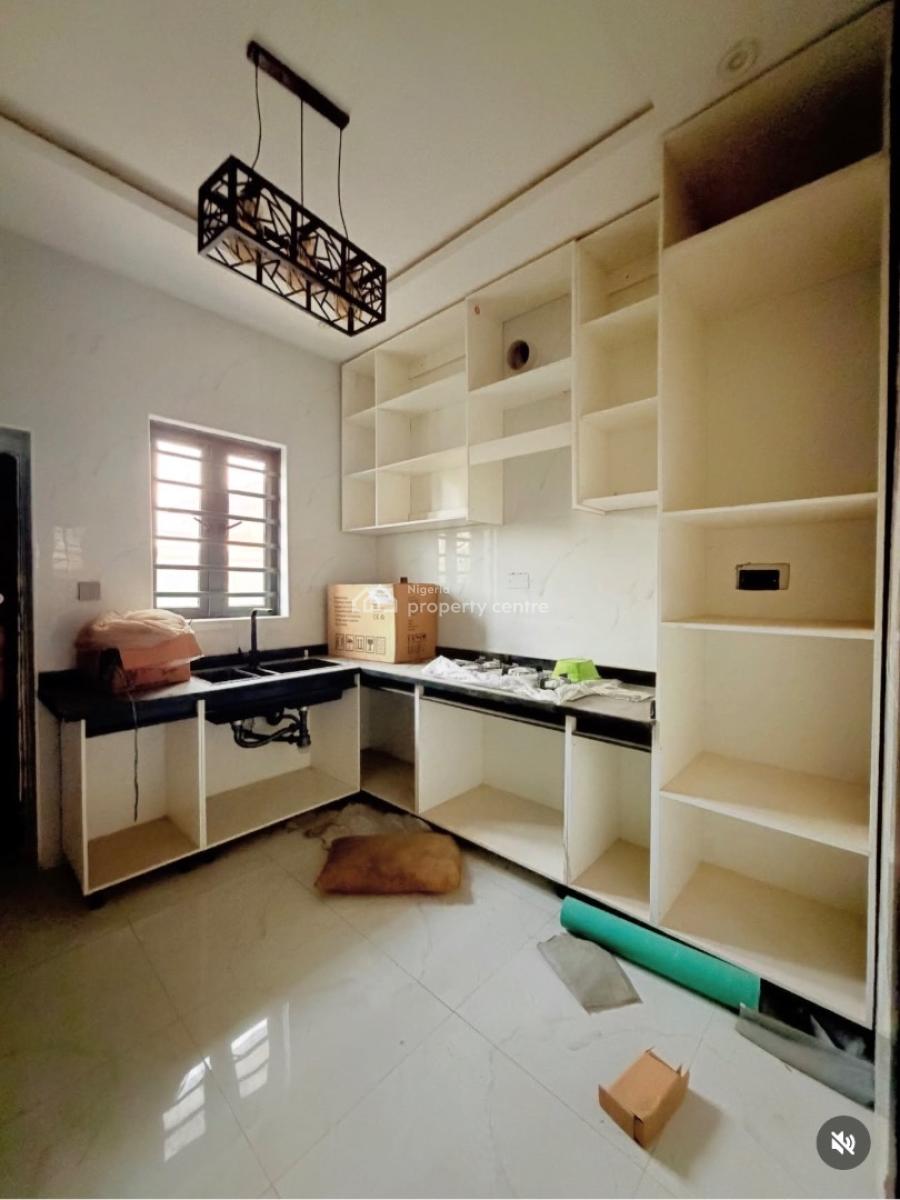 Exquisitely Built 4 Bedroom Terrace Duplex with Bq, Olowora, Magodo, Lagos, Terraced Duplex for Sale