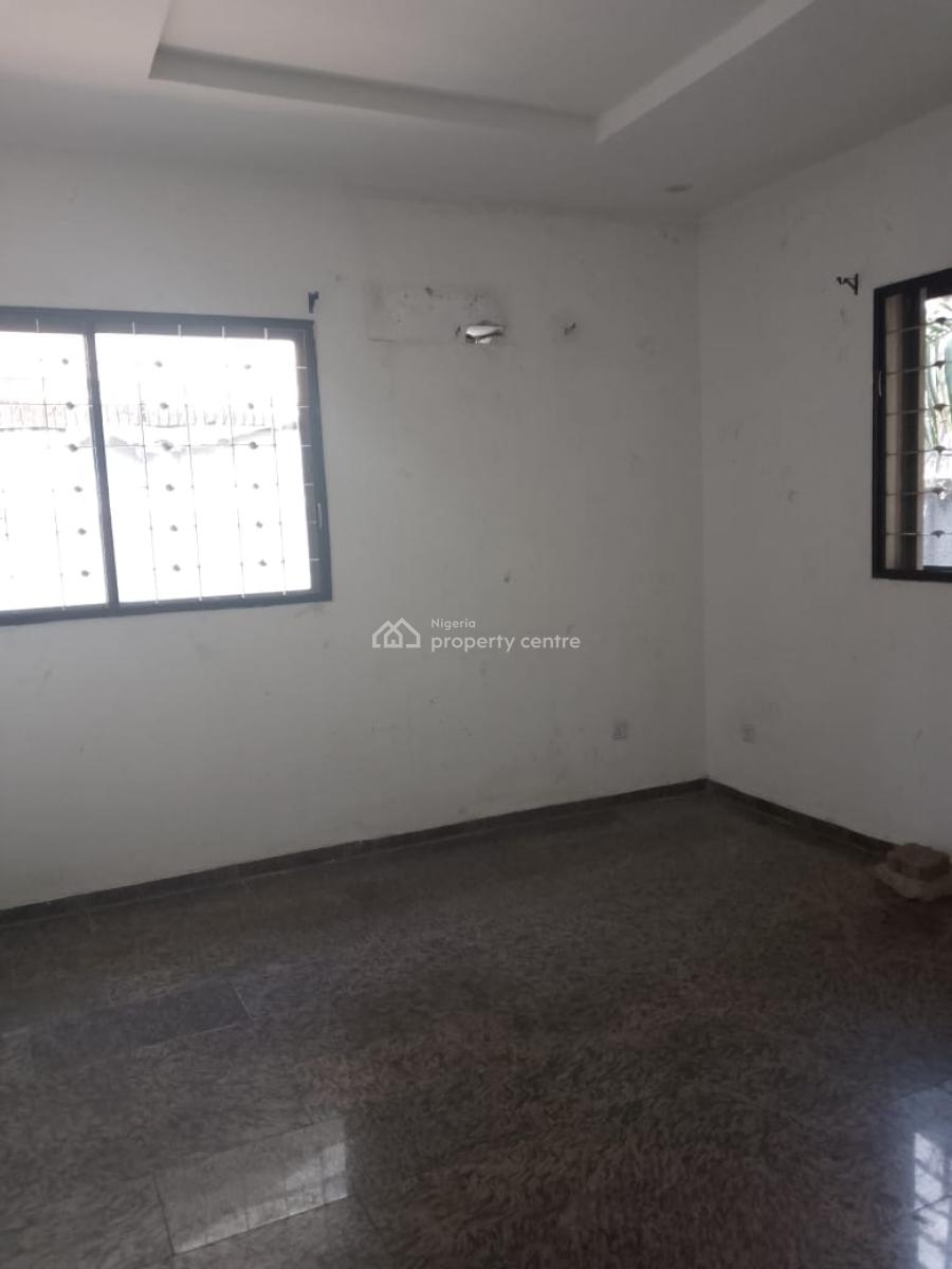 7 Bedroom Fully Detached House with 2 Rooms B.q, Ikeja Gra, Ikeja, Lagos, Detached Duplex for Rent
