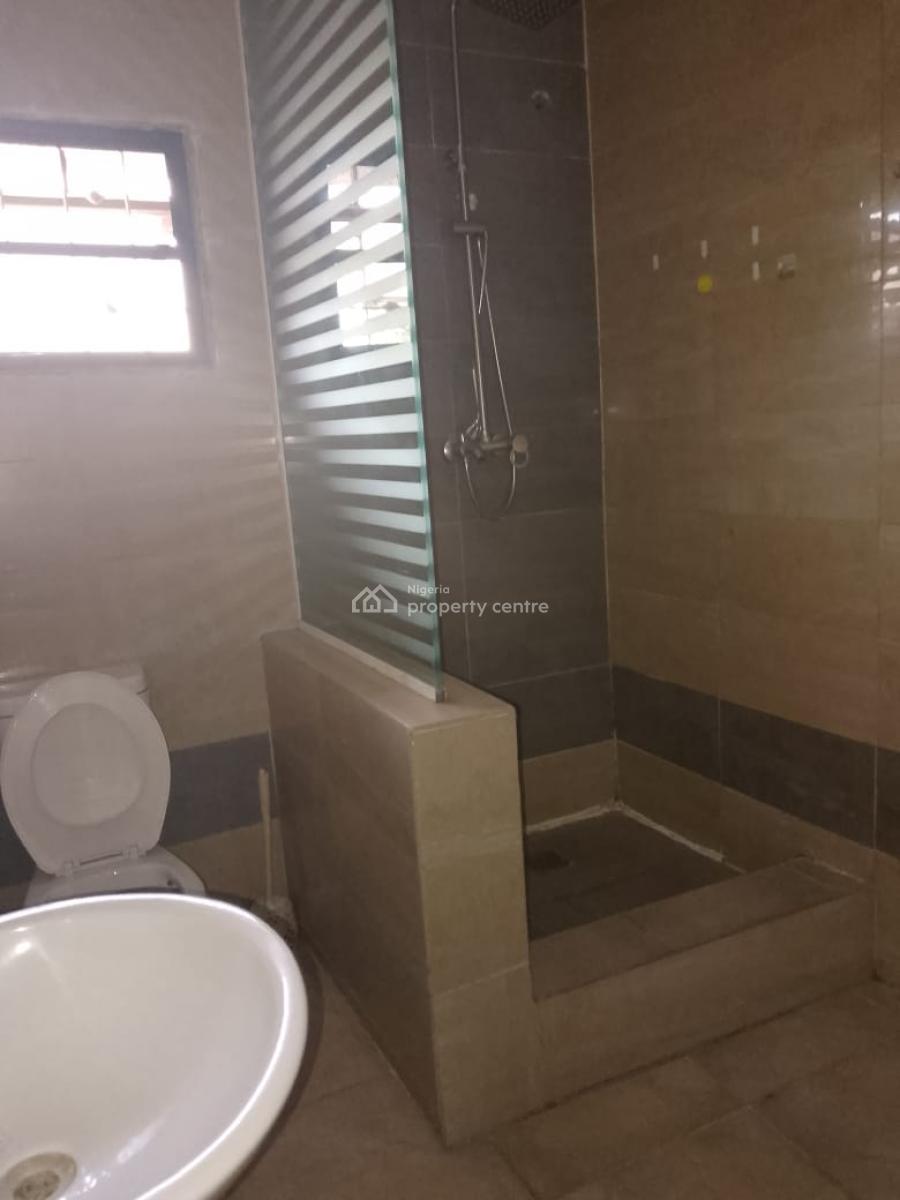 7 Bedroom Fully Detached House with 2 Rooms B.q, Ikeja Gra, Ikeja, Lagos, Detached Duplex for Rent